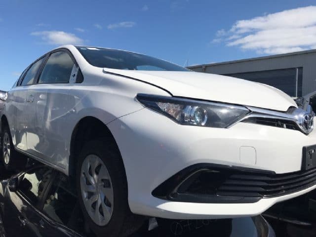 Toyota Corolla (2016)