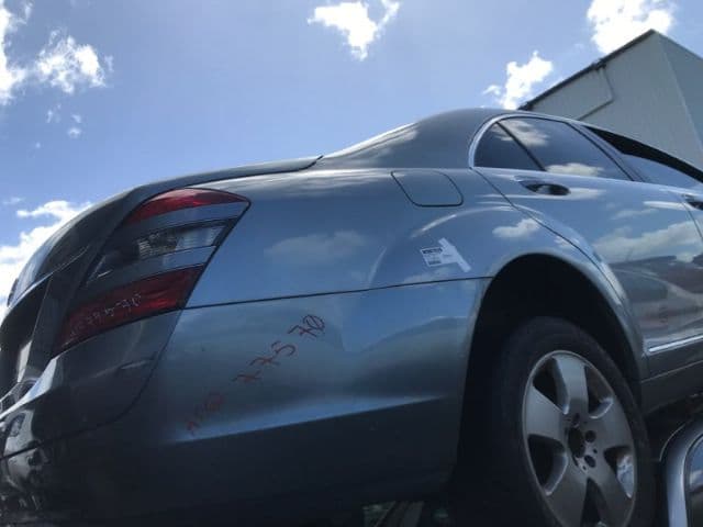 Mercedes-Benz S Class (2006)