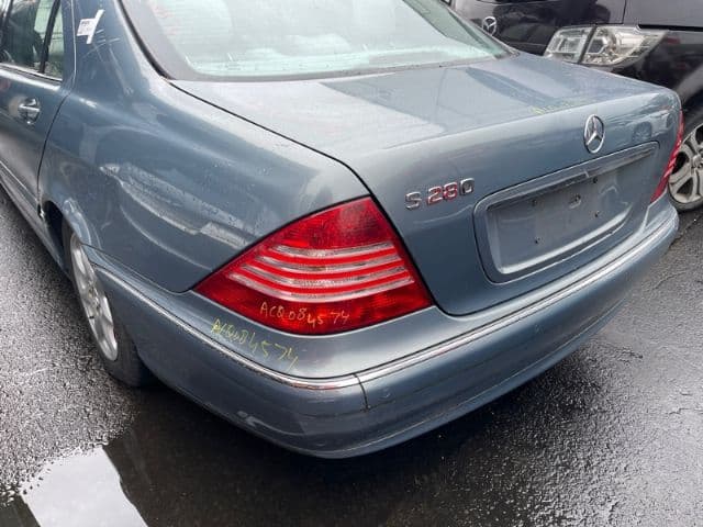 Mercedes-Benz S Class (2004)