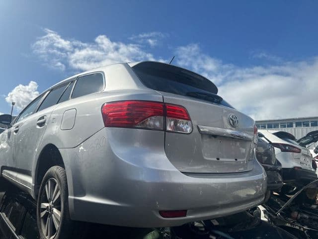 Toyota Avensis (2012)