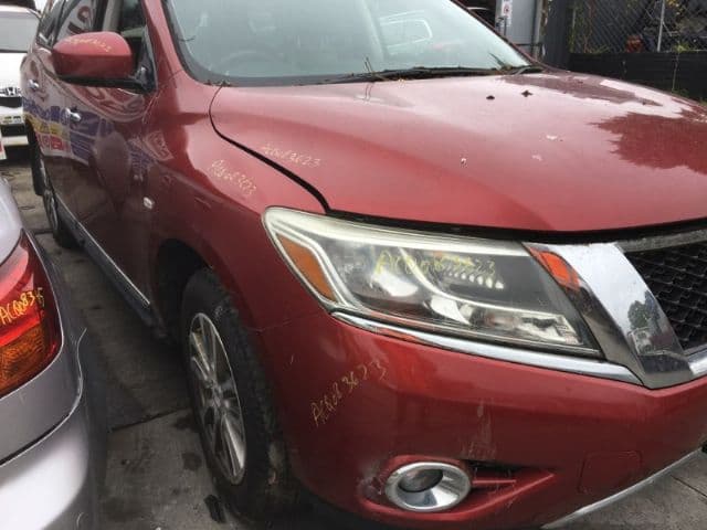 Nissan Pathfinder (2016)