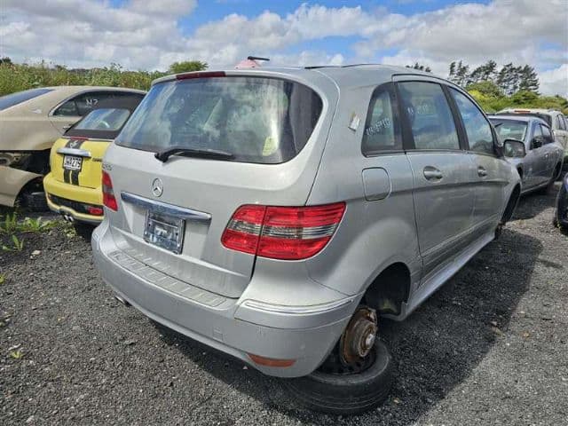 Mercedes-Benz B Class (2010)