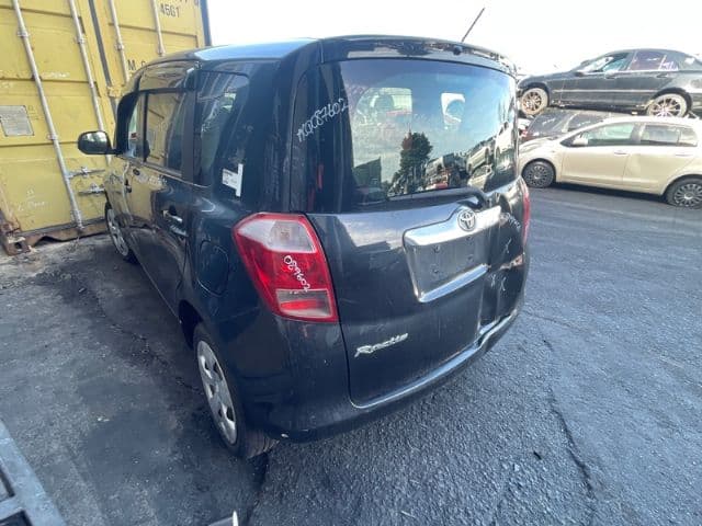 Toyota Ractis (2007)