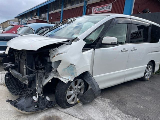 Nissan Serena (2011)