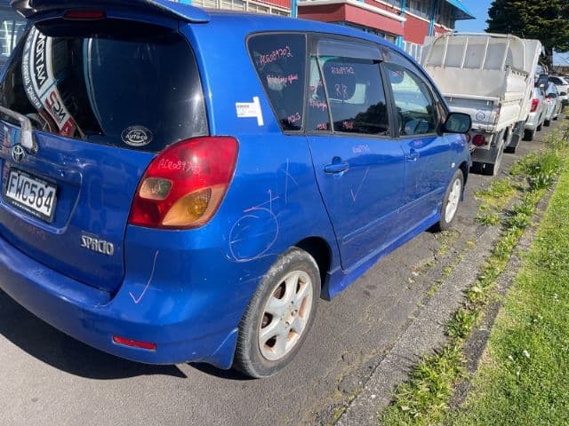 Toyota Spacia/Spacio (2003)