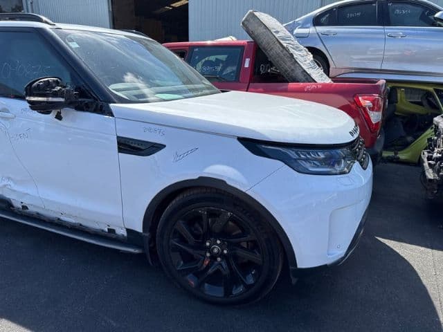 Land Rover Discovery (2021)