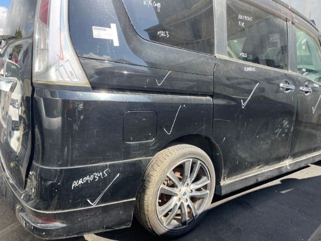 Nissan Serena (2011)