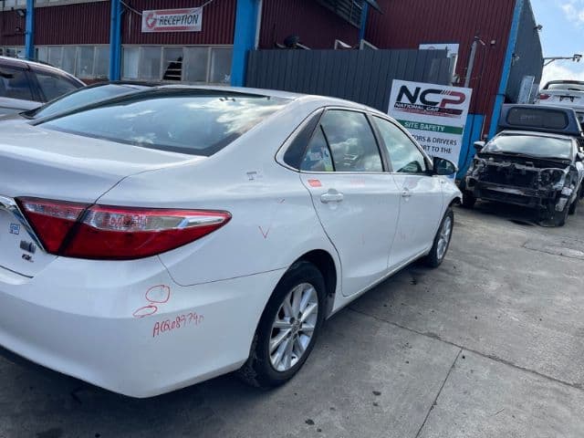 Toyota Camry (2016)