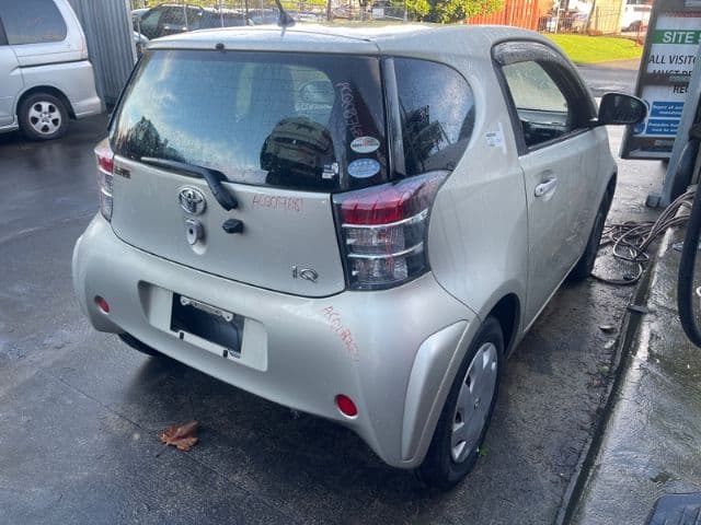 Toyota iQ (2008)