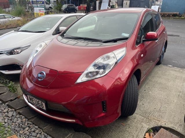 Nissan Leaf (2015)