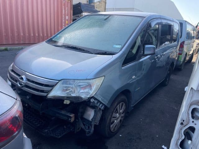 Nissan Serena (2012)