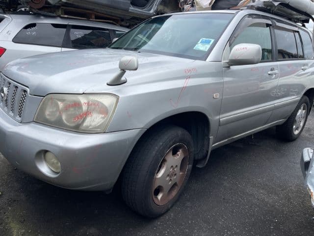 Toyota Kluger (2001)