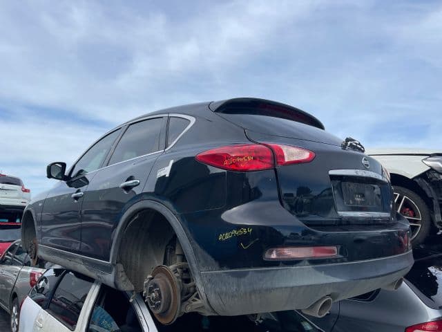 Nissan Skyline (2011)