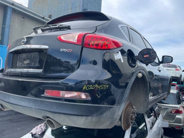 Nissan Skyline (2011)