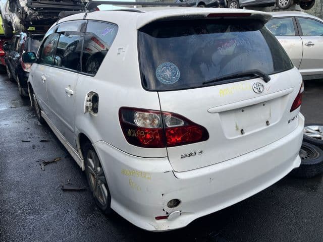 Toyota Ipsum (2004)