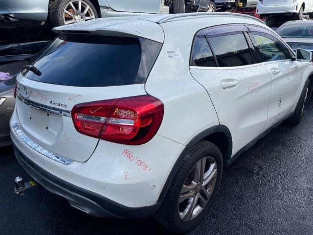 Mercedes-Benz GLA250 (2014)
