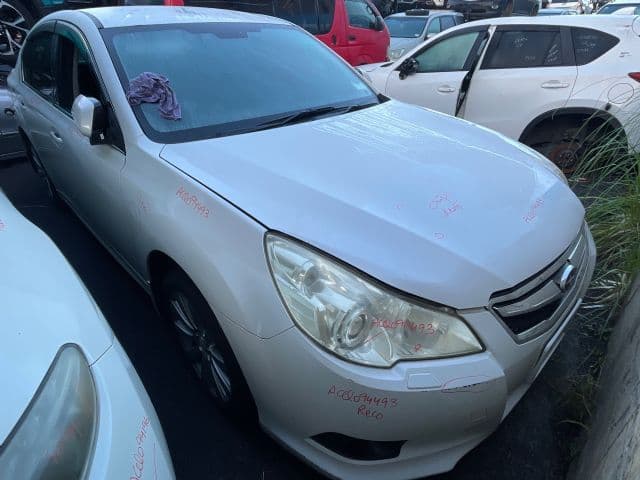Subaru Legacy (2011)