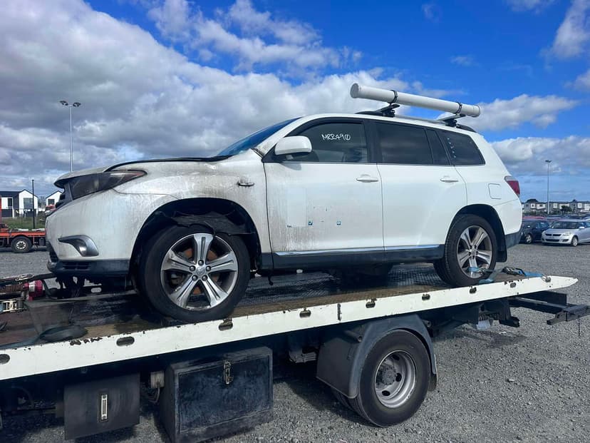 wreckers in Pakuranga