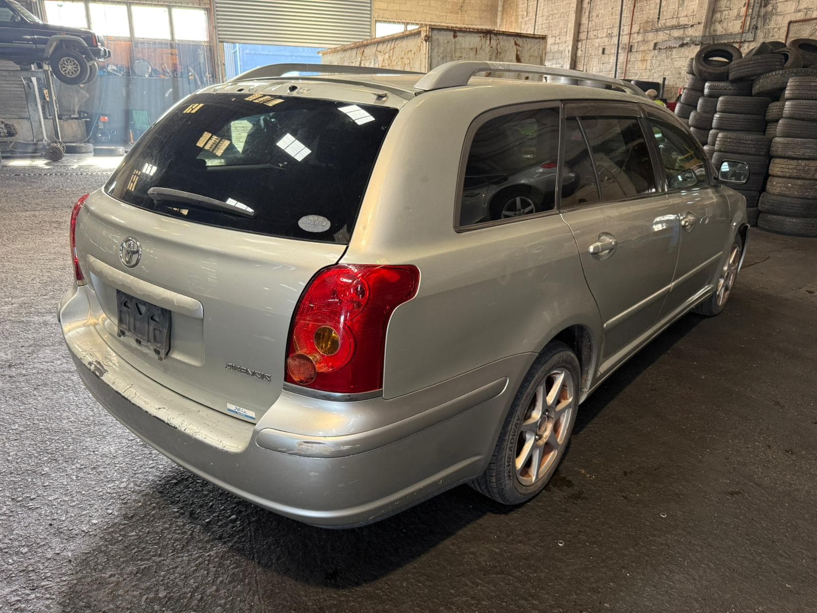 Toyota Avensis 2004