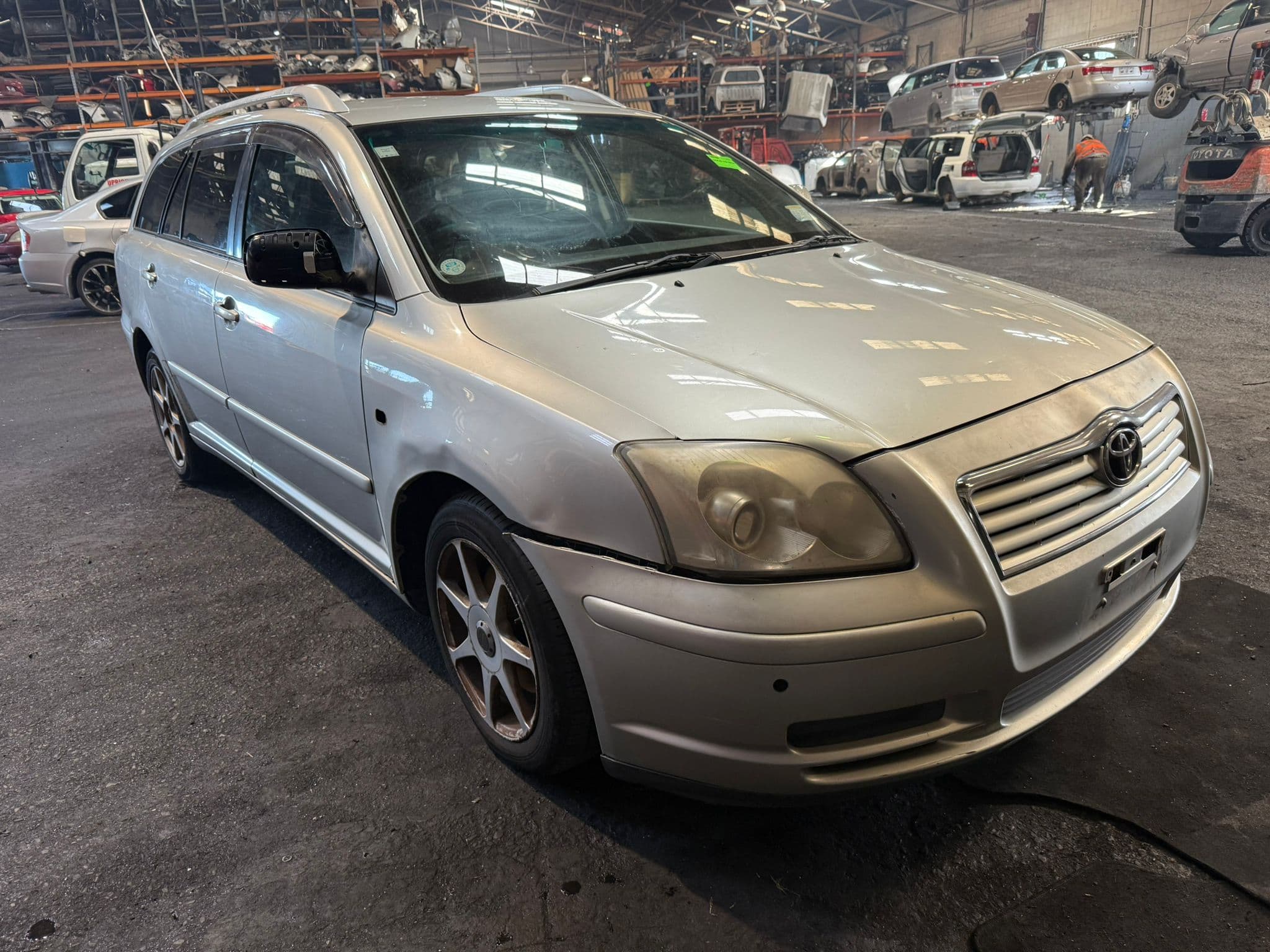 Toyota Avensis 2004