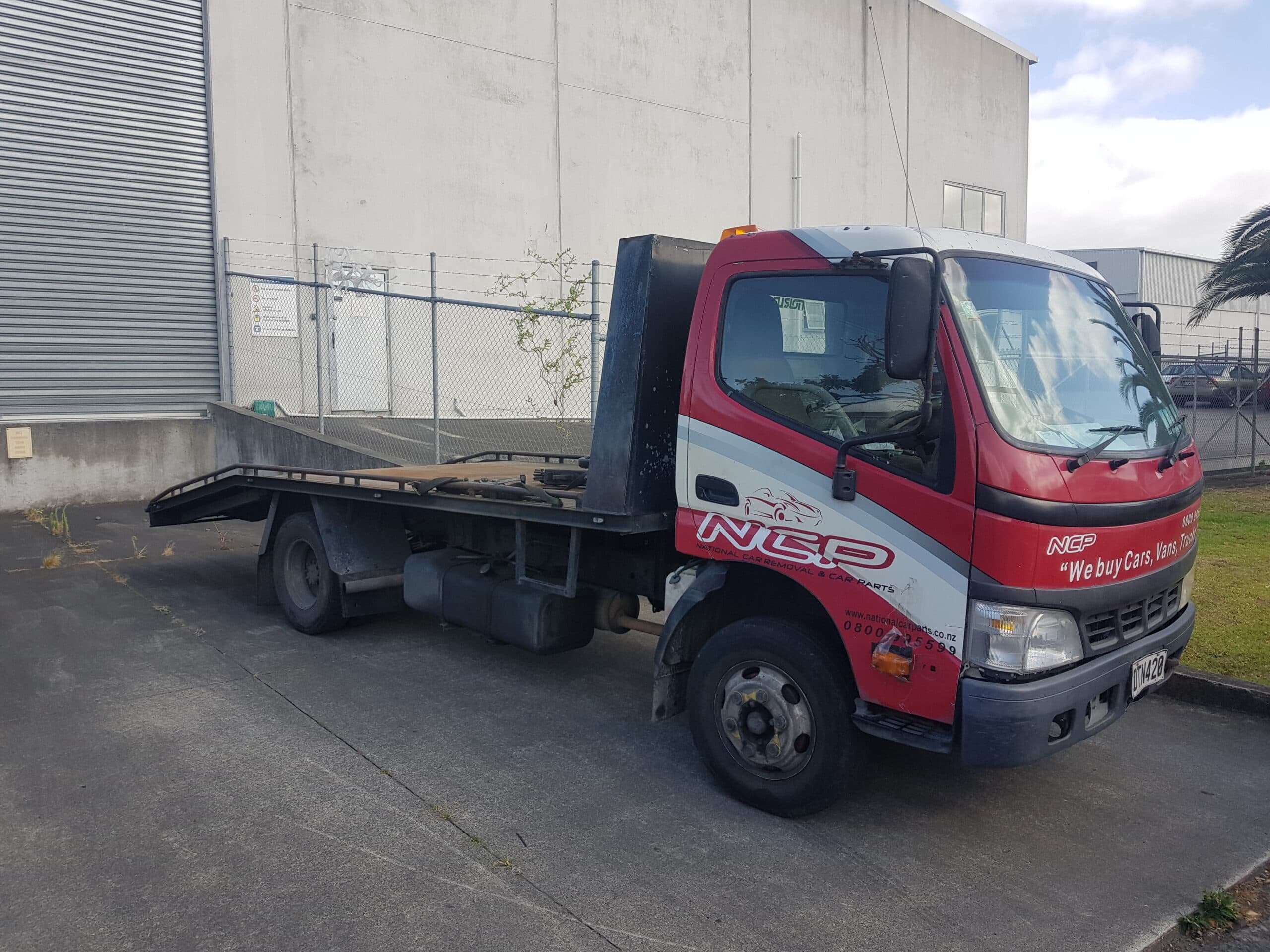 cash for cars auckland ncp tow truck