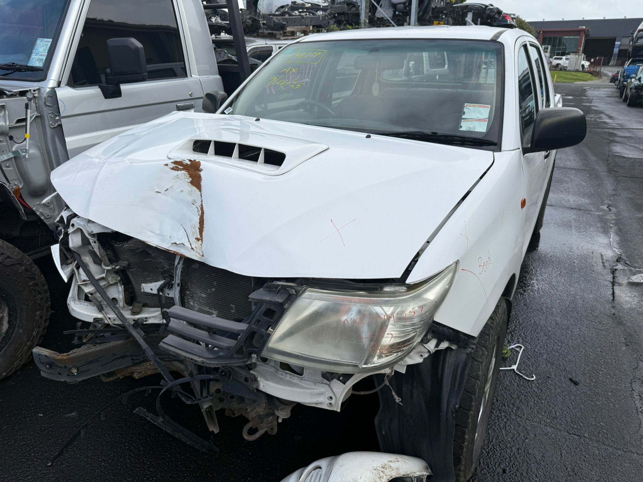 2014 TOYOTA HILUX