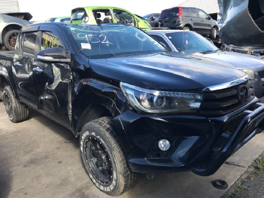 used car parts car wrecker glenfield
