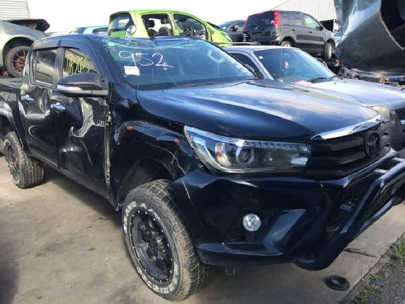 used car parts car wrecker glenfield