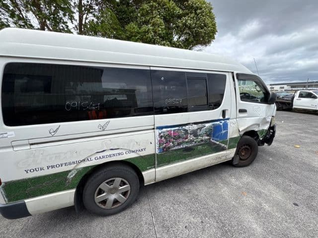 Toyota Hiace, KDH200 03/05-09/06