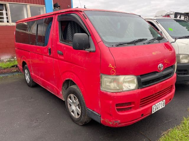 Toyota Hiace, TRH200