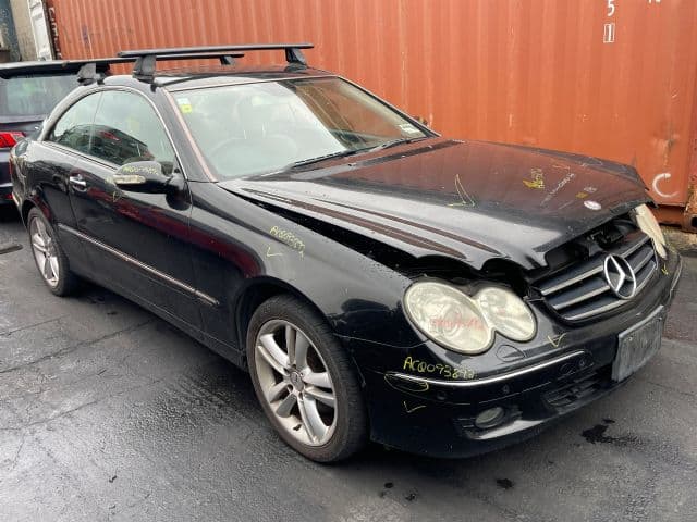 Mercedes-Benz C Class, W208