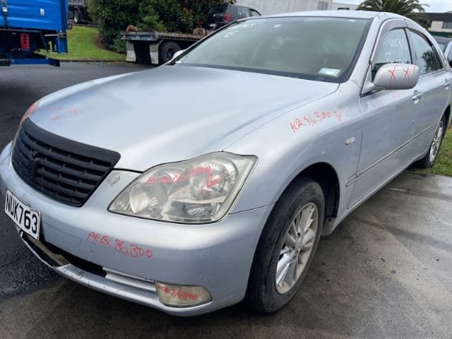 Toyota Crown, S180 2003-2008
