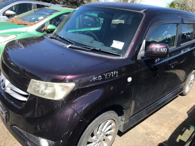 Toyota bB, QNC20 2005-2012