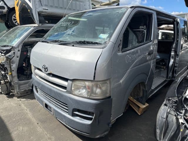 Toyota Hiace, KDH200 03/05-09/06