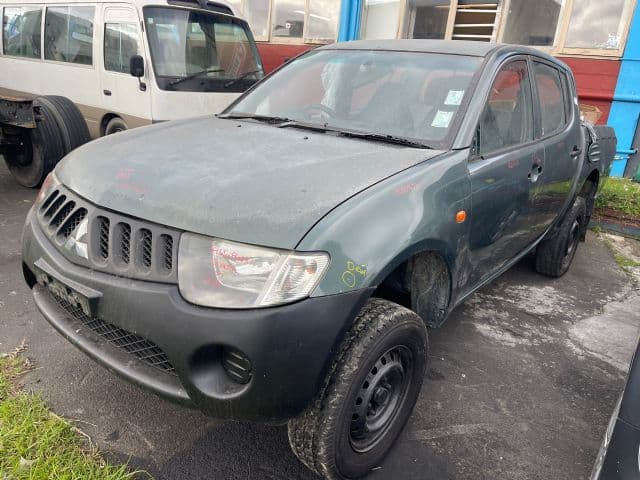 Mitsubishi Triton, Fourth Gen 2005-2015