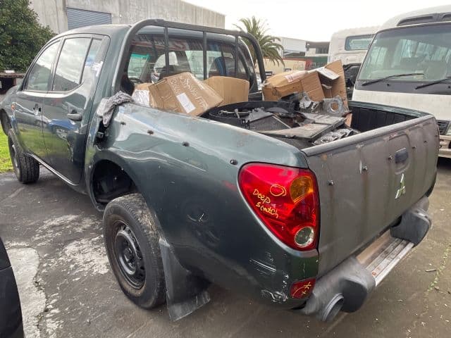 Mitsubishi Triton, Fourth Gen 2005-2015