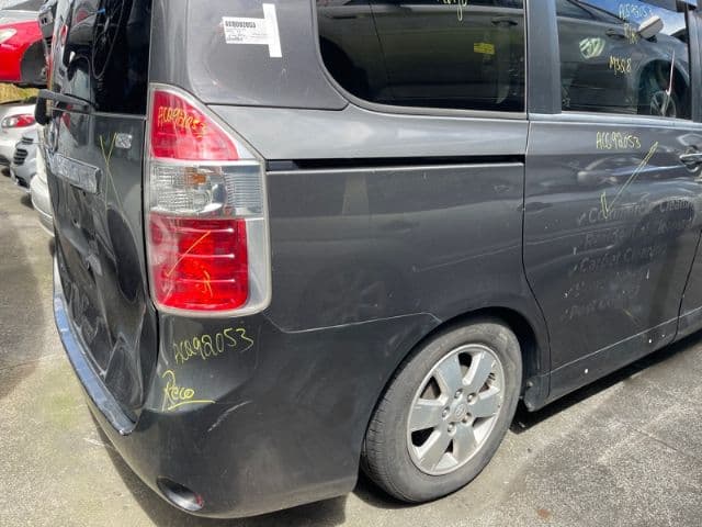 Toyota Noah/Voxy, ZRR70