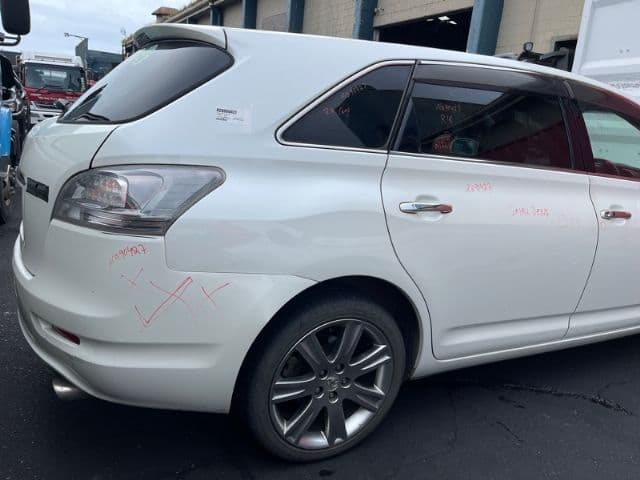 Toyota Mark X Zio, ANA10 2007-2013