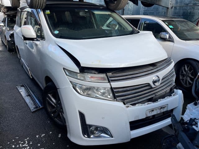 Nissan Elgrand, E52 06/10-