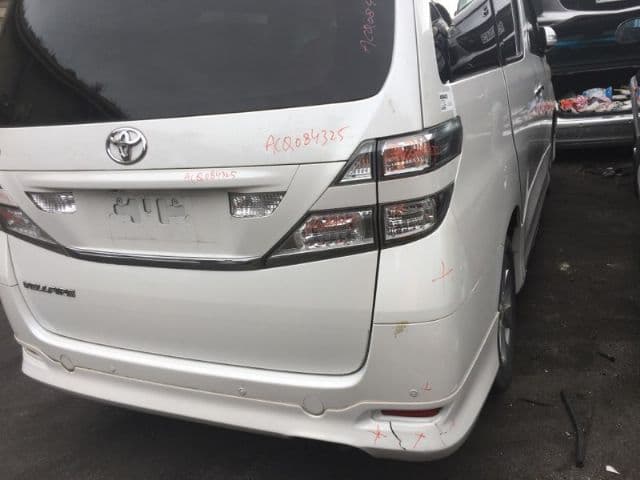 Toyota Vellfire (2010)