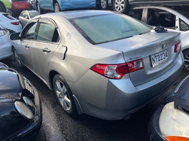 Honda Accord (2010)