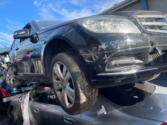 Mercedes-Benz C Class (2010)