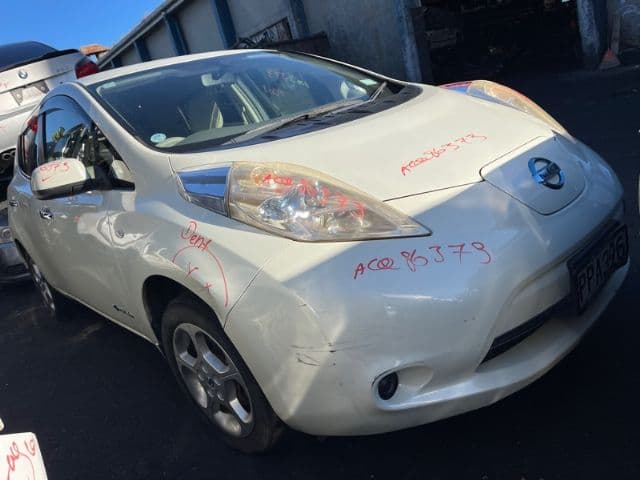 Nissan Leaf (2011)