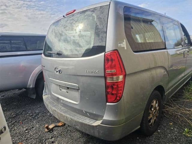 Hyundai ILOAD (2011)