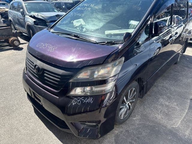 Toyota Vellfire (2011)