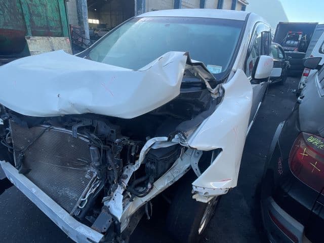 Nissan Elgrand (2012)