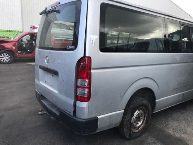 Toyota Hiace (2012)