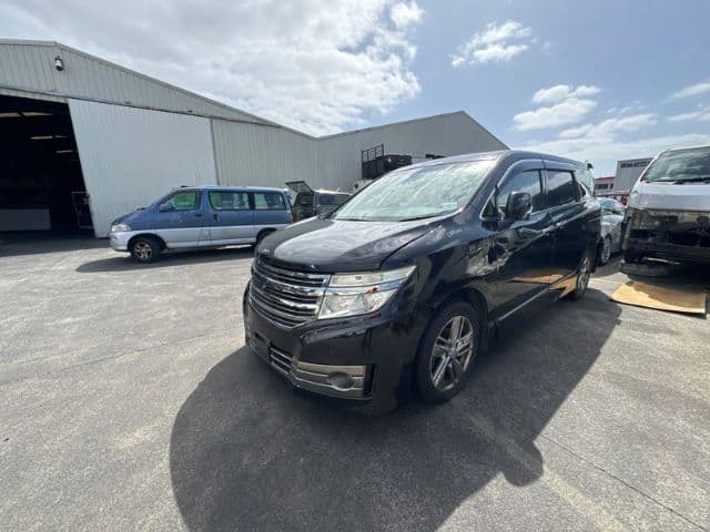 Nissan Elgrand (2012)