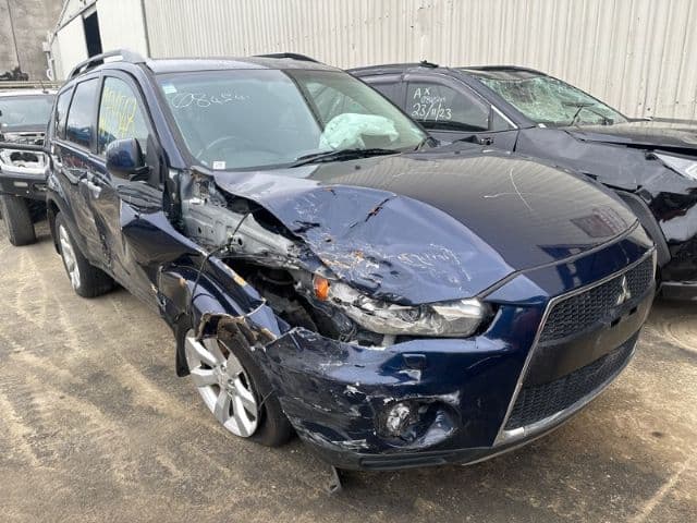 Mitsubishi Outlander (2012)