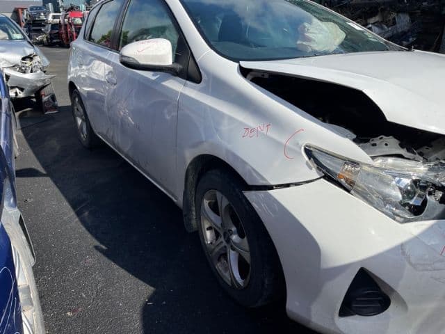 Toyota Corolla (2013)